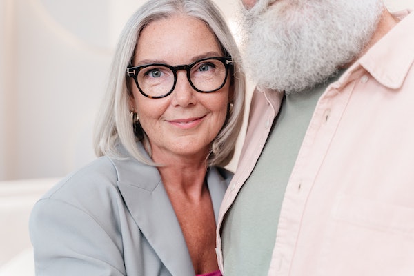 What are the symptoms of low oestrogen?